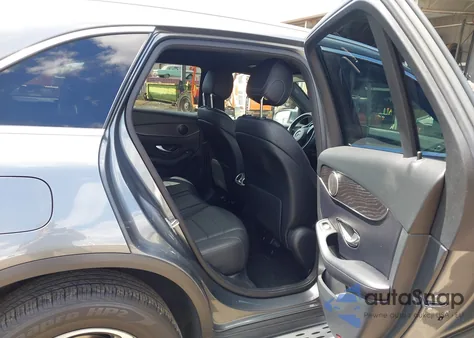 2018 Mercedes-Benz Glc 300 из США, поврежденный, VIN WDC0G4JB4JV110440